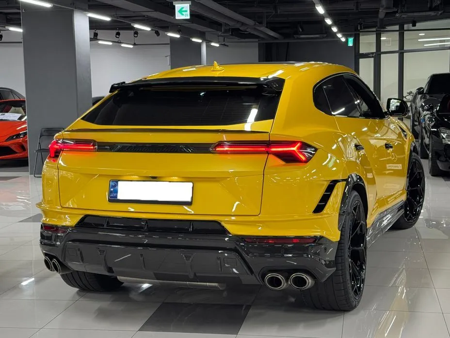 Lamborghini Urus — фото 2