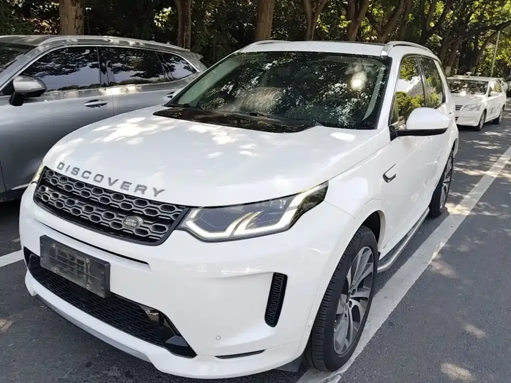 Land Rover Discovery Sport — фото 1