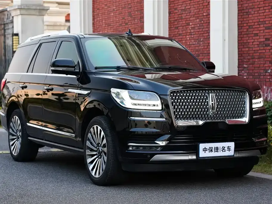 Lincoln Navigator — фото 10