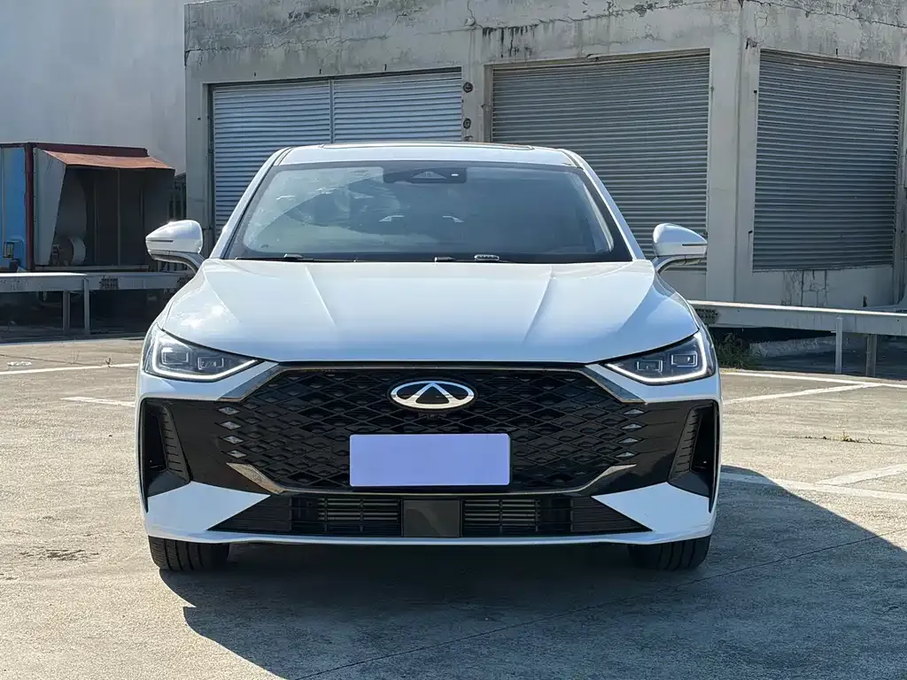 Chery Arrizo 8 PRO — фото 9
