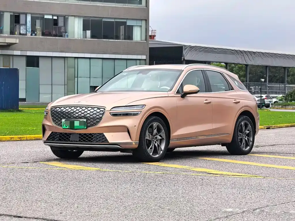 Genesis Electrified GV70 — фото 1