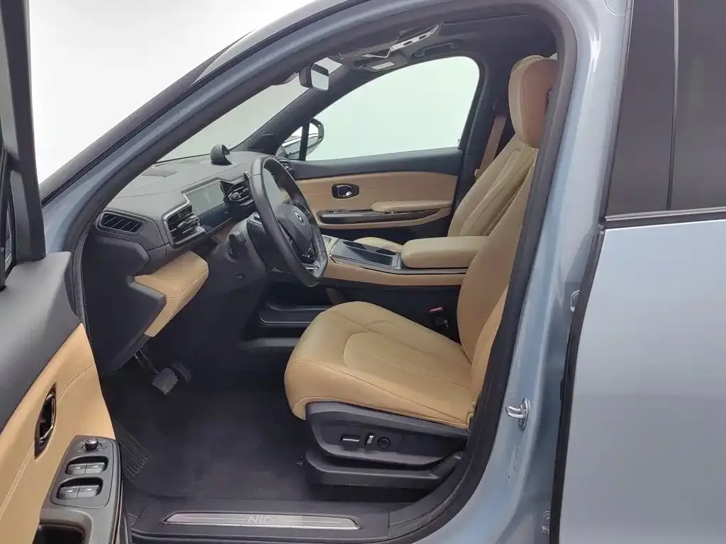 NIO ES6 — фото 10