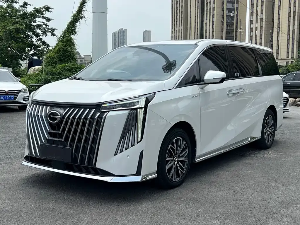 GAC Motor Trumpchi M8 — фото 1