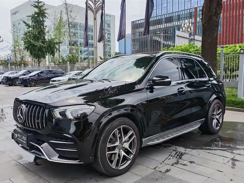 Mercedes-Benz GLE AMG — фото 1