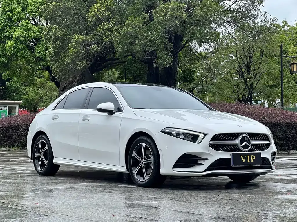 Mercedes-Benz A-Class — фото 8