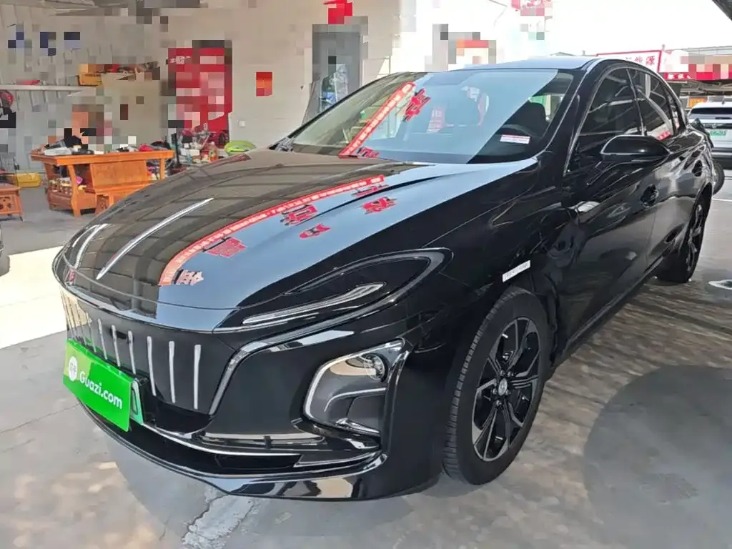 Hongqi E-QM5 — фото 1