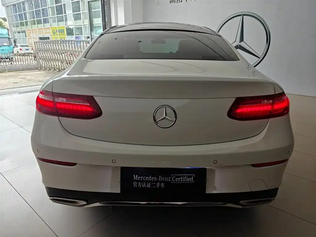 Mercedes-Benz E-Class (Import) — фото 6