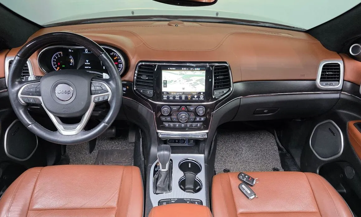 Jeep Cherokee — фото 9