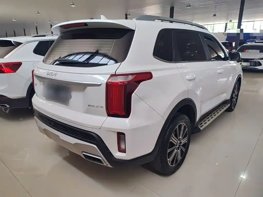 Kia Sportage — фото 10