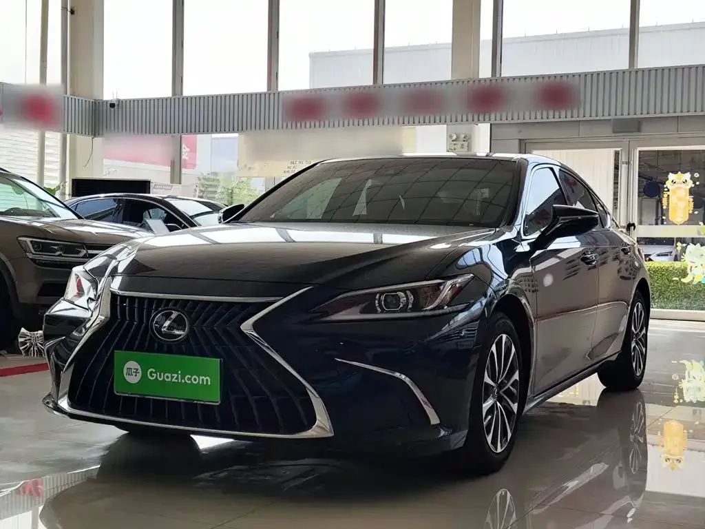Lexus ES — фото 4