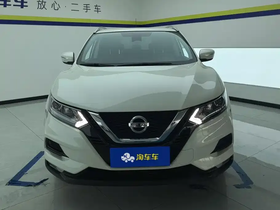 Nissan Qashqai — фото 2