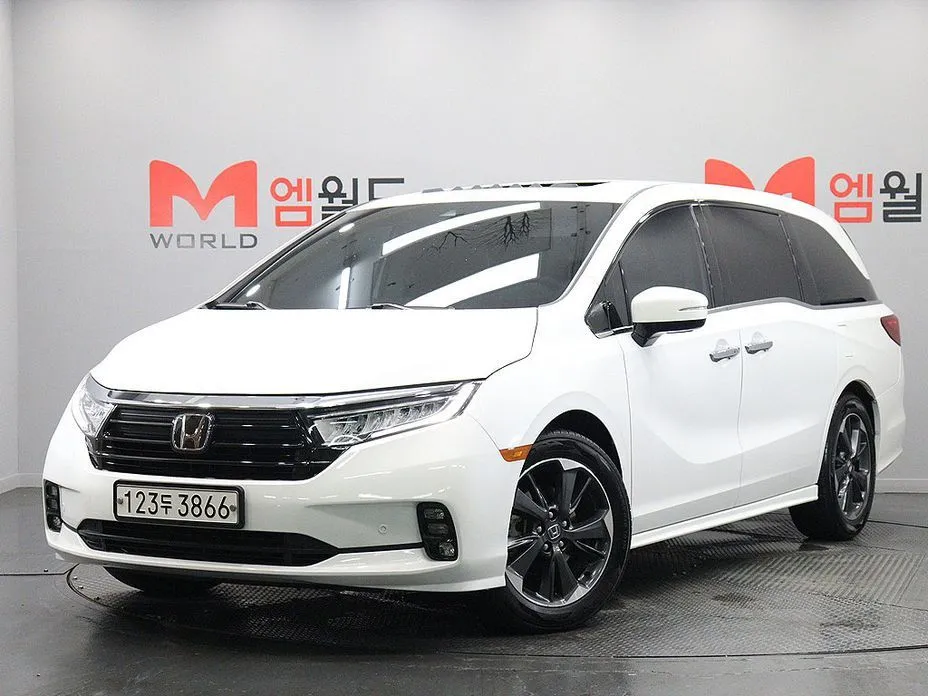 Honda Odyssey — фото 1