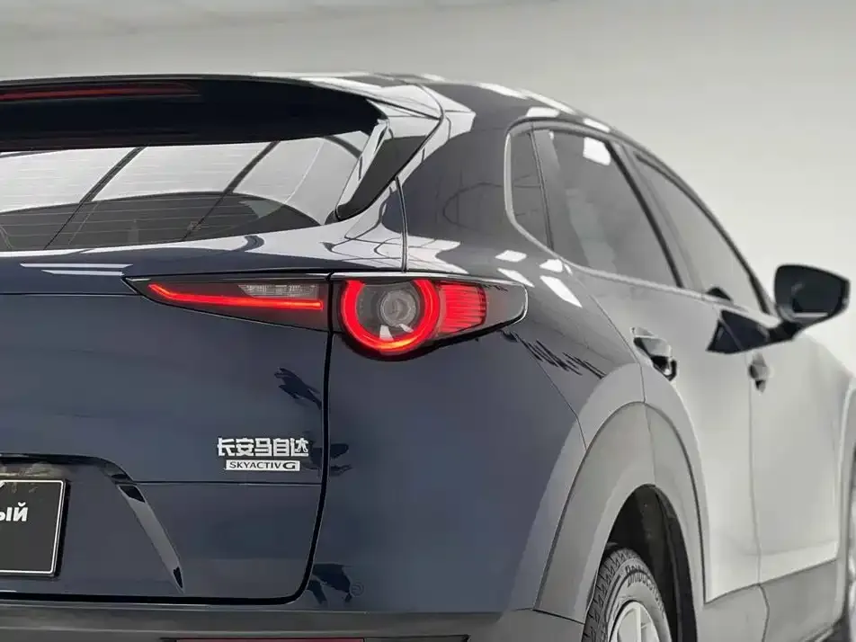 Mazda CX-30 — фото 2