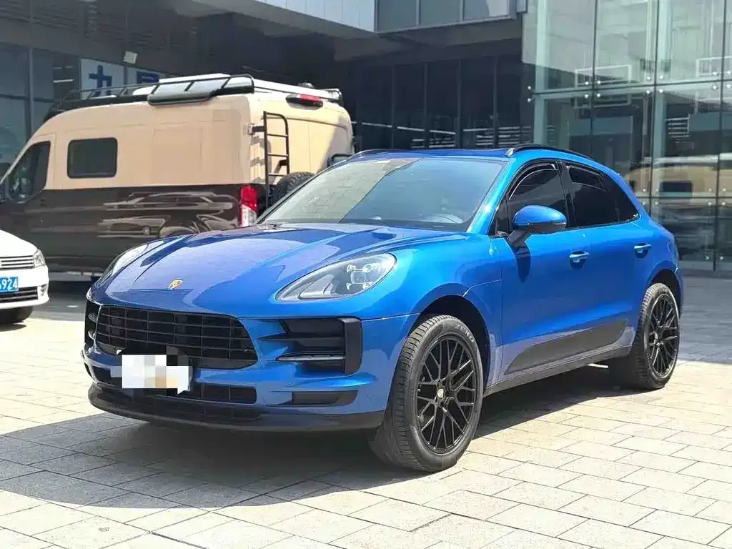 Porsche Macan — фото 1