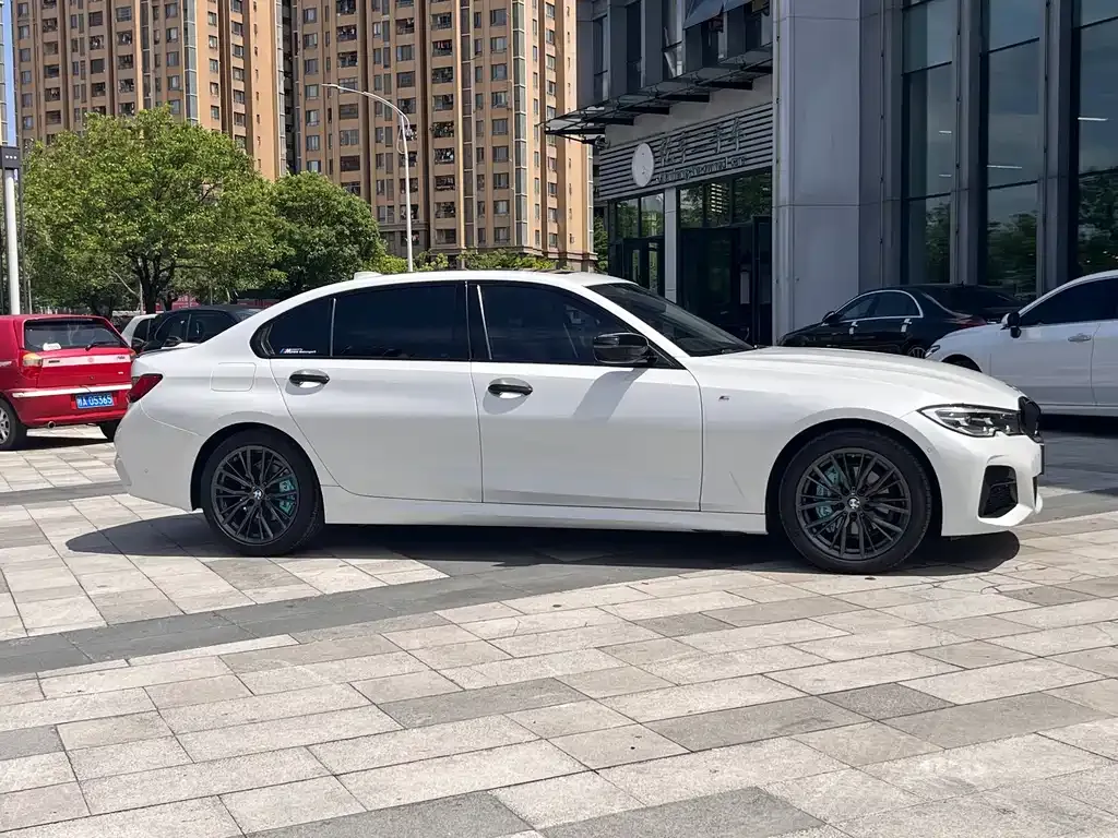 BMW 3 Series — фото 10