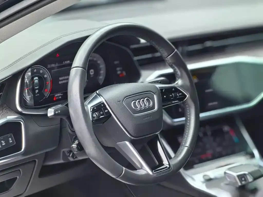 Audi A6L — фото 4