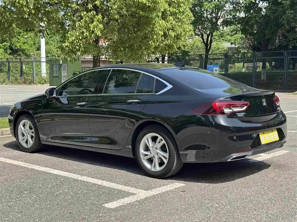 Buick Regal — фото 2