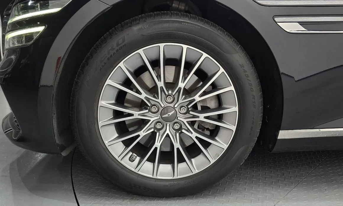 Genesis G80 — фото 10