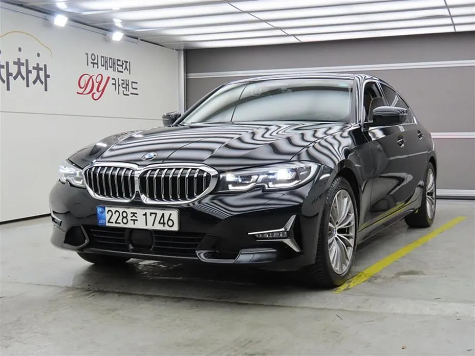 BMW 3-Series — фото 1