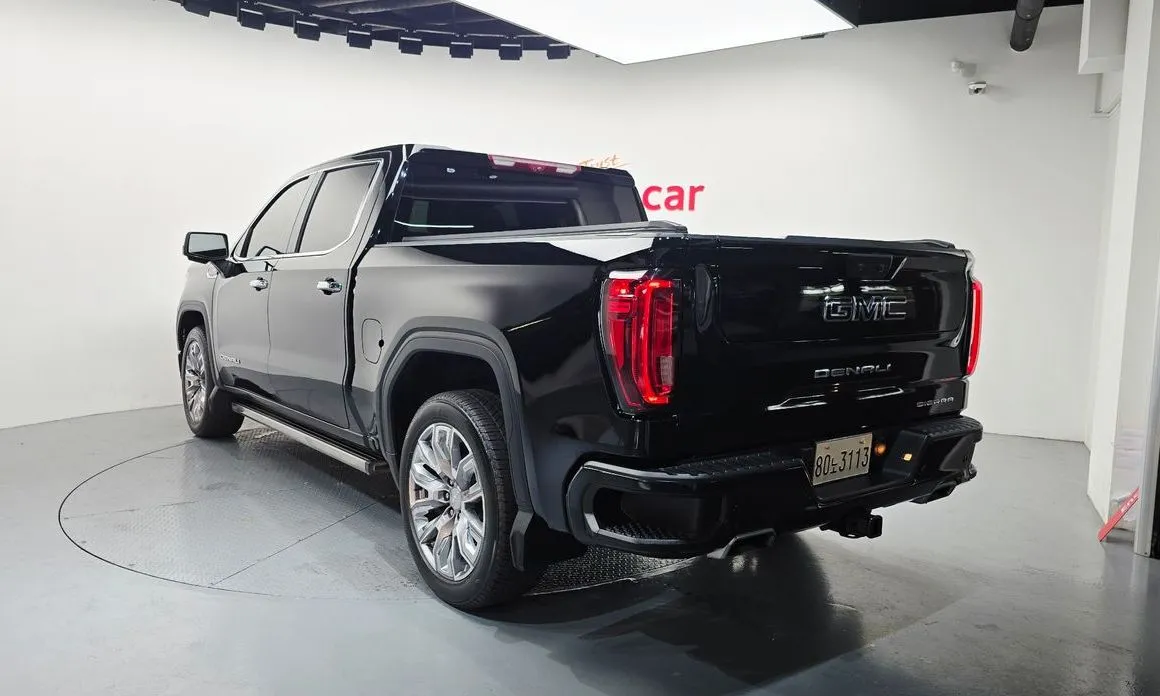 GMC Sierra — фото 7