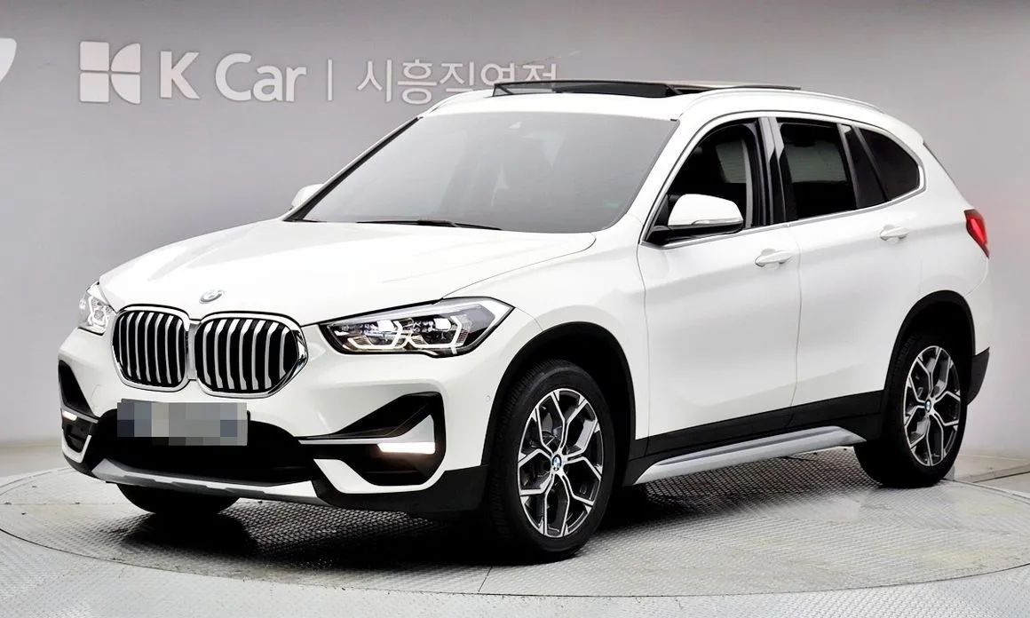 BMW X1 — фото 1