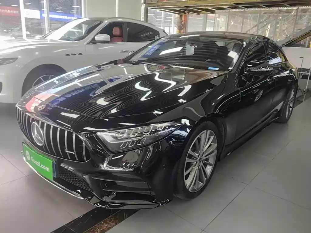 Mercedes-Benz CLS — фото 1