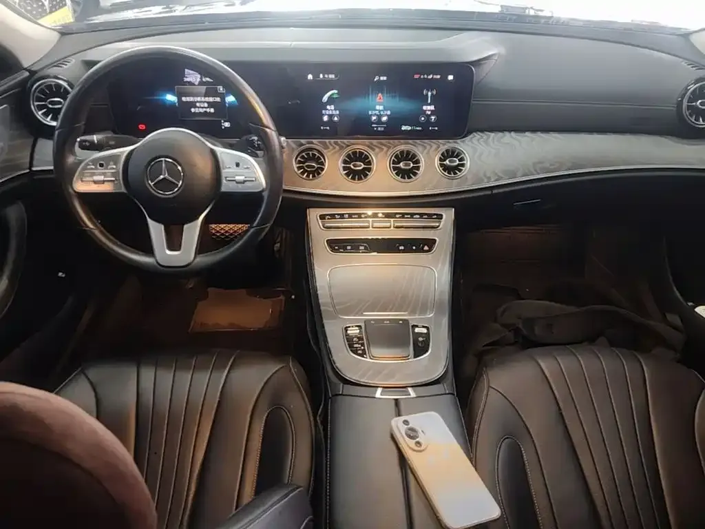 Mercedes-Benz CLS — фото 10
