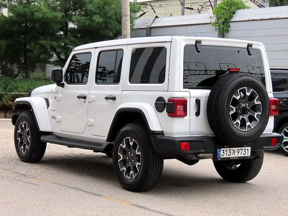 Jeep Wrangler — фото 5