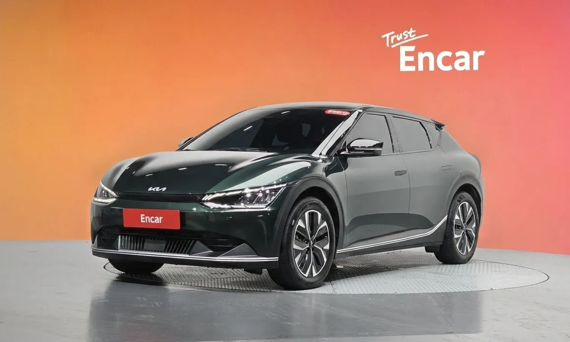 Kia EV6 — фото 1