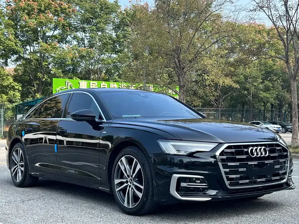 Audi A6L — фото 10