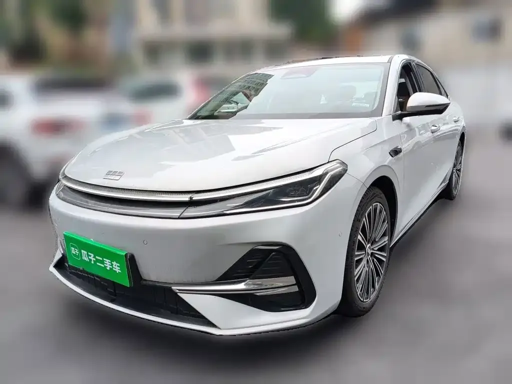 Geely 银河A7 EM — фото 1