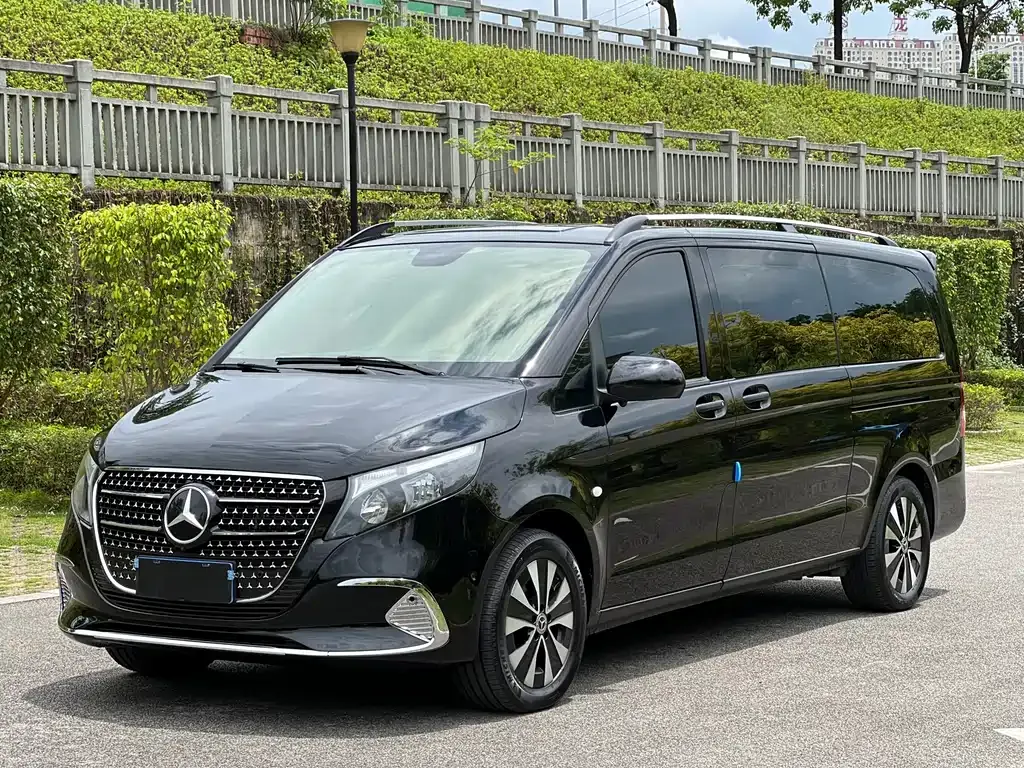 Mercedes-Benz Vito — фото 1