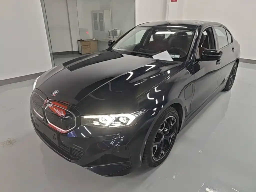 BMW i3 — фото 1