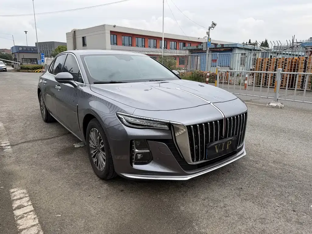 Hongqi H5 — фото 6