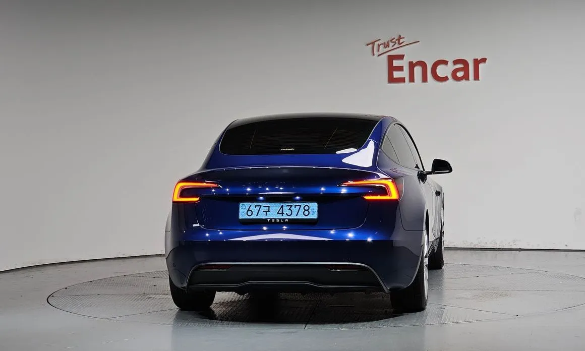 Tesla Model 3 — фото 6
