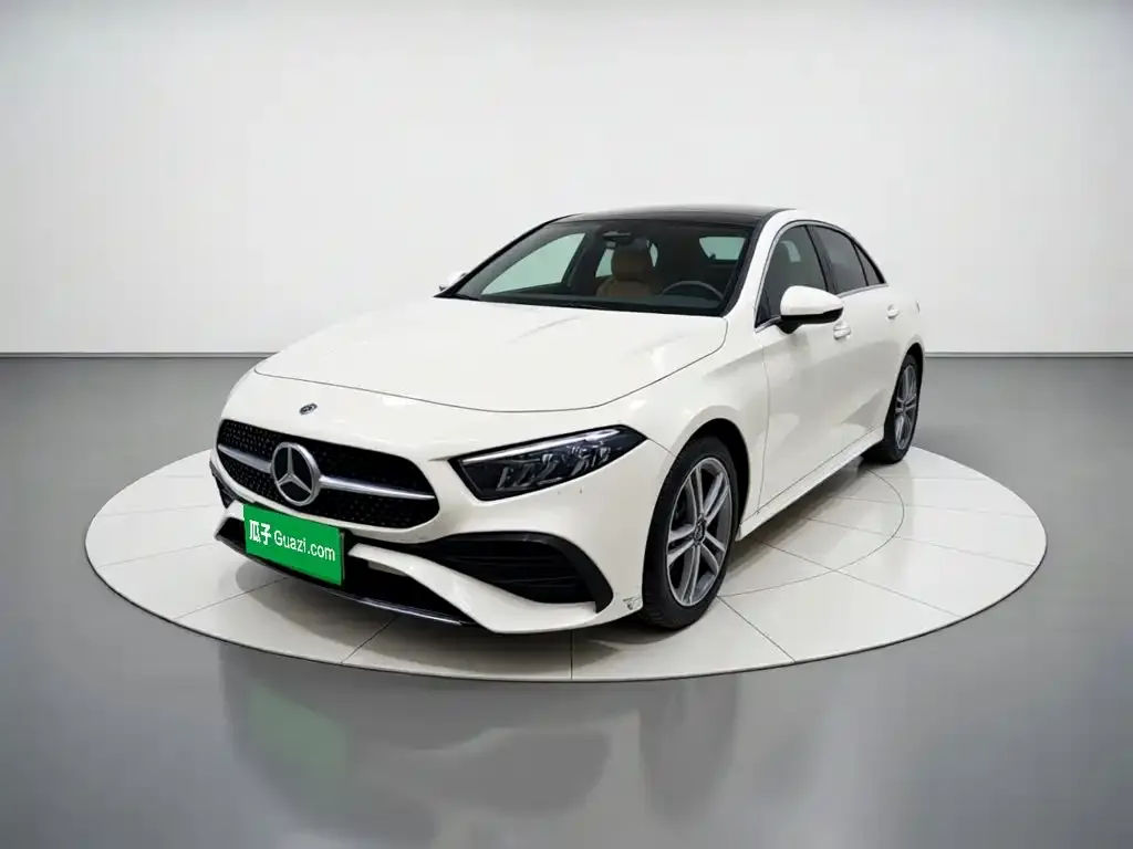 Mercedes-Benz A-Class — фото 1
