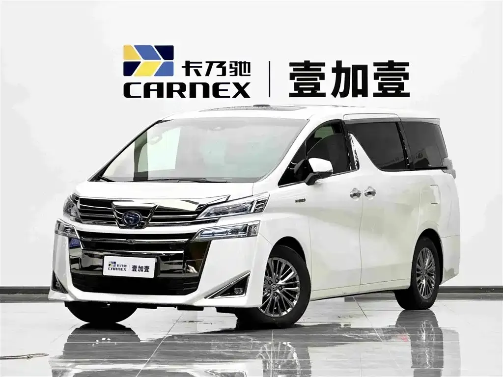 Toyota Vellfire — фото 1