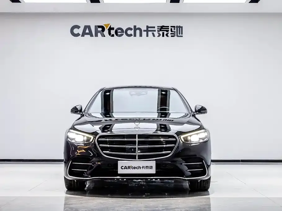 Mercedes-Benz S-Class — фото 1