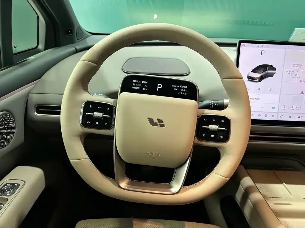 Li Auto i6 — фото 9
