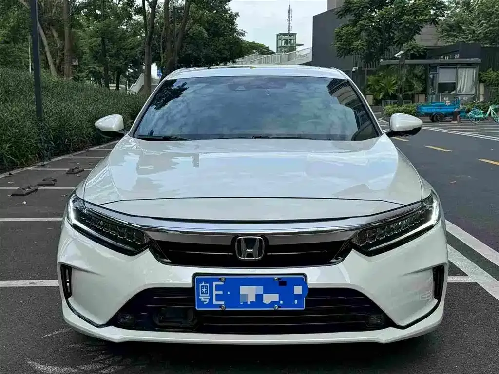 Honda Inspire — фото 1