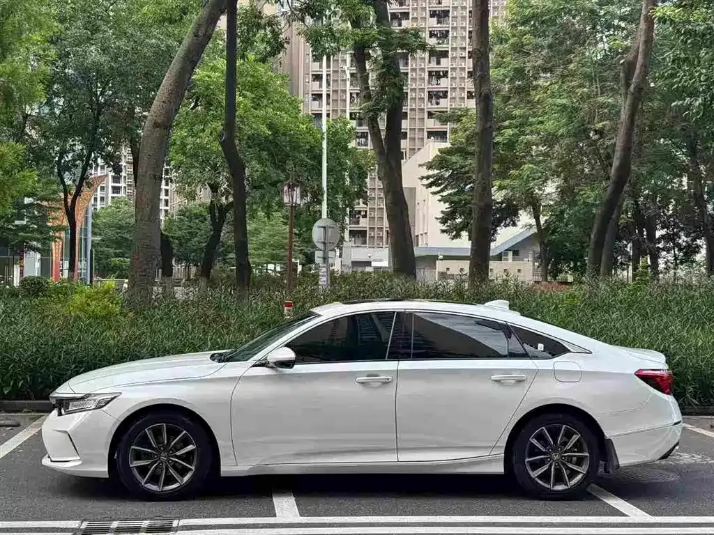 Honda Inspire — фото 10