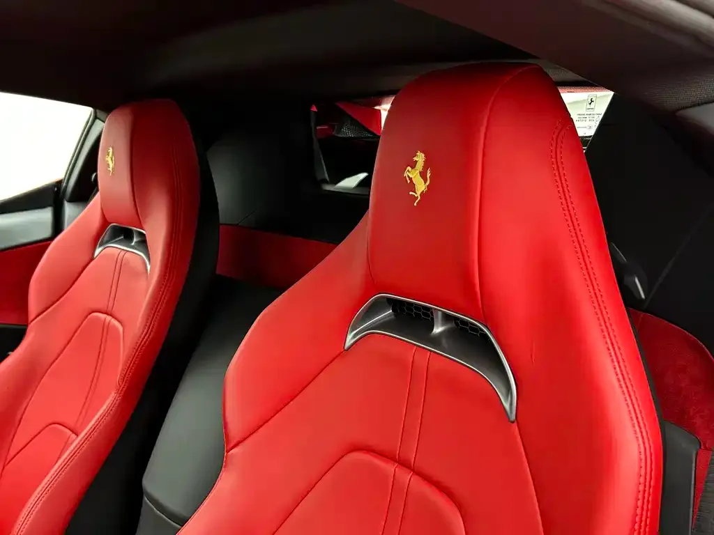 Ferrari SF90 — фото 2