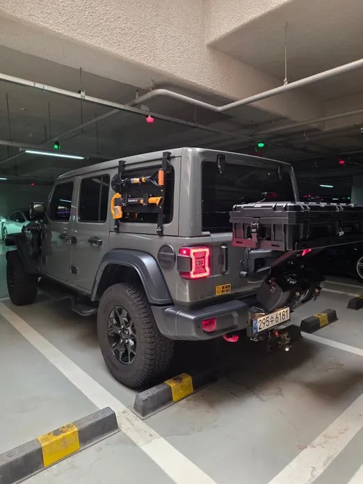 Jeep Wrangler — фото 7