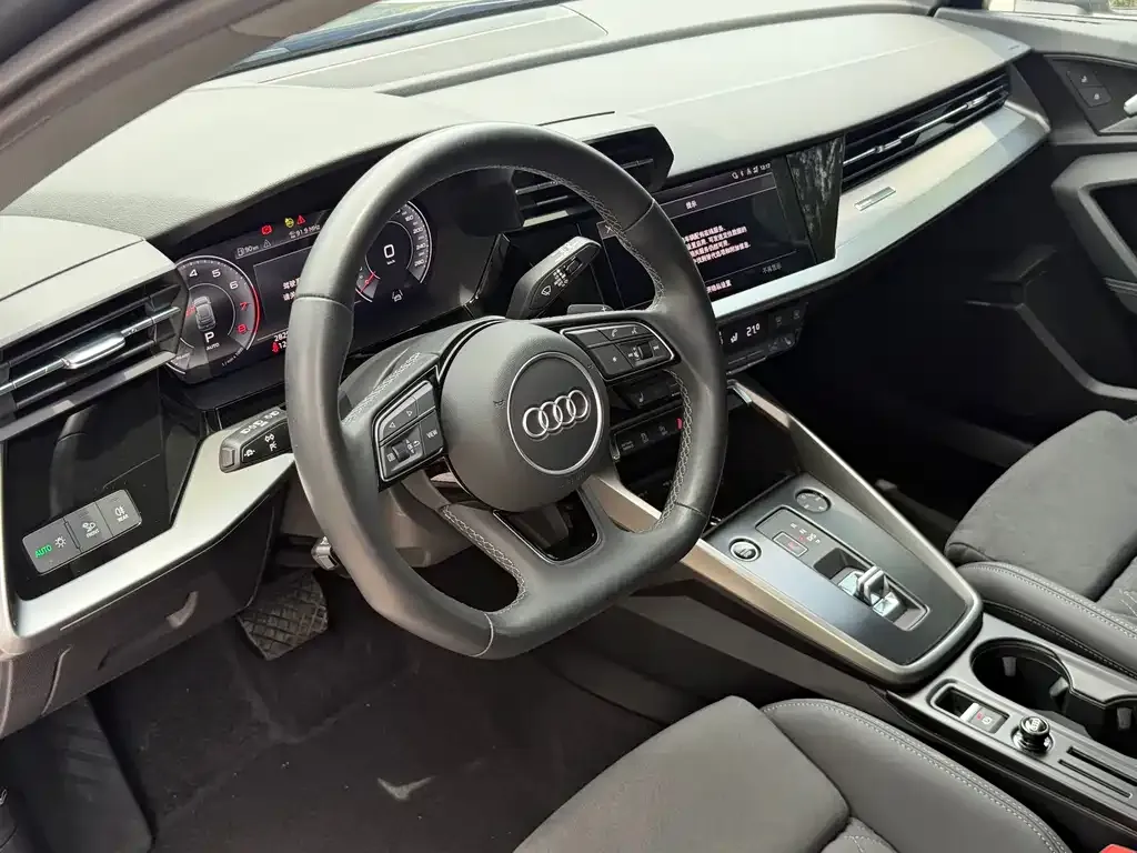 Audi A3 — фото 2