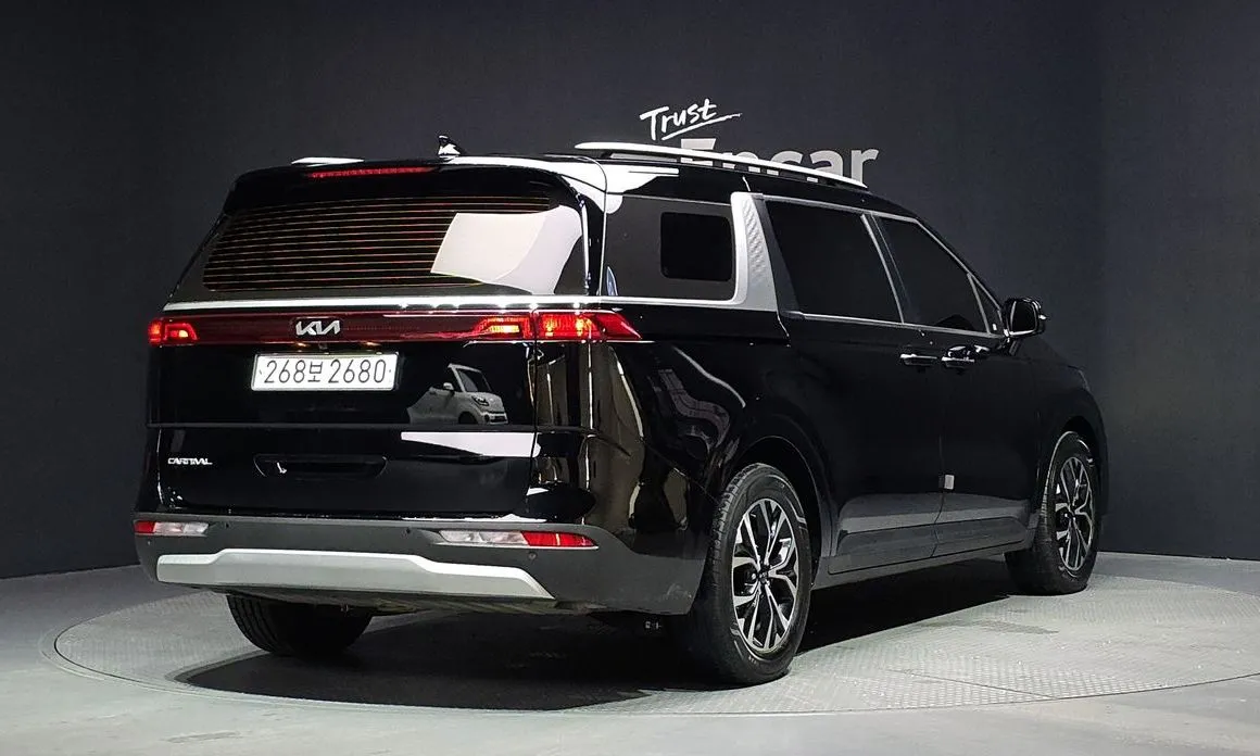 Kia Carnival — фото 6
