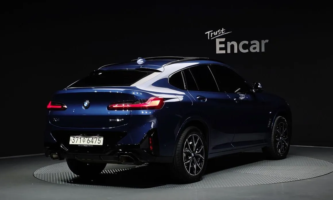 BMW X4 — фото 10