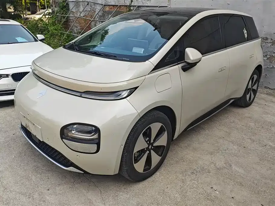 Baojun Yunduo — фото 1