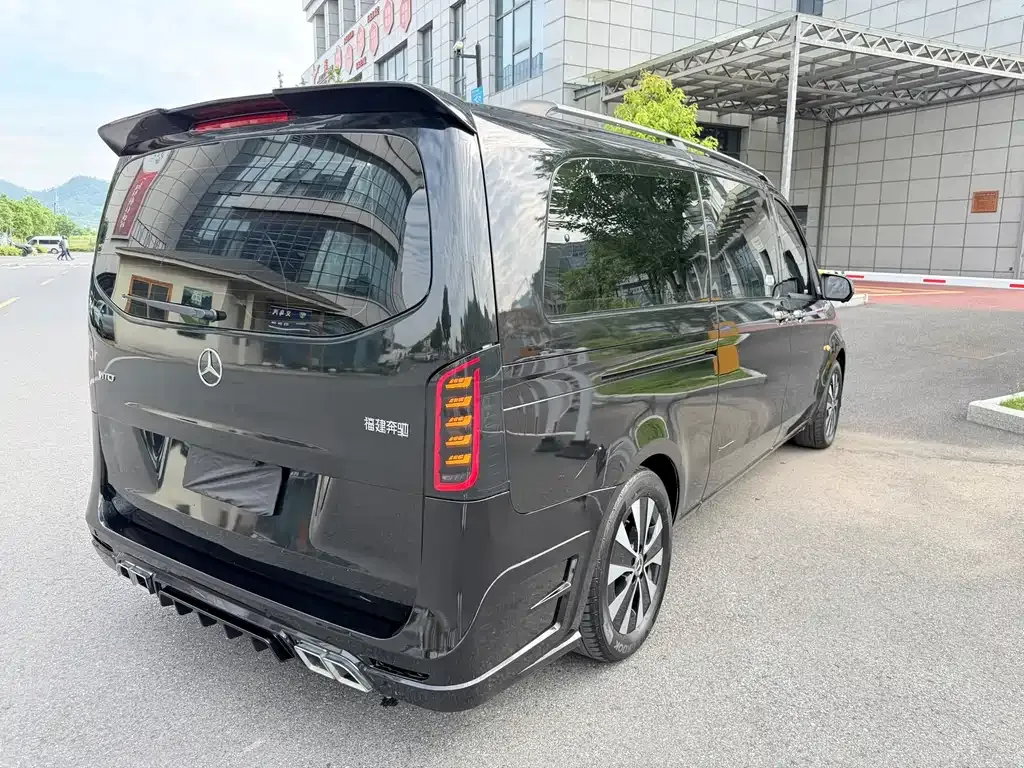 Mercedes-Benz Vito — фото 10