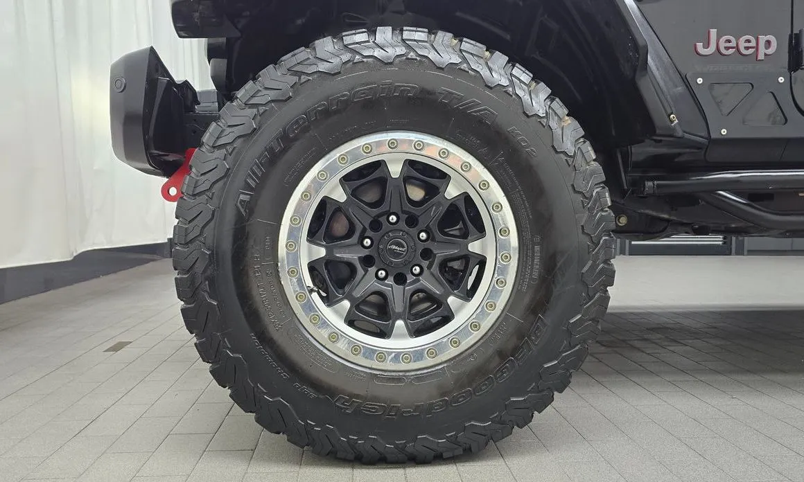 Jeep Wrangler — фото 9