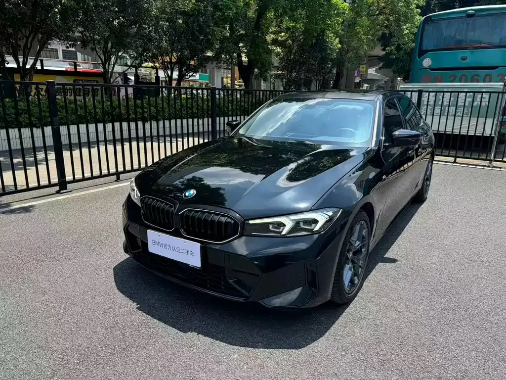 BMW 3 Series — фото 1